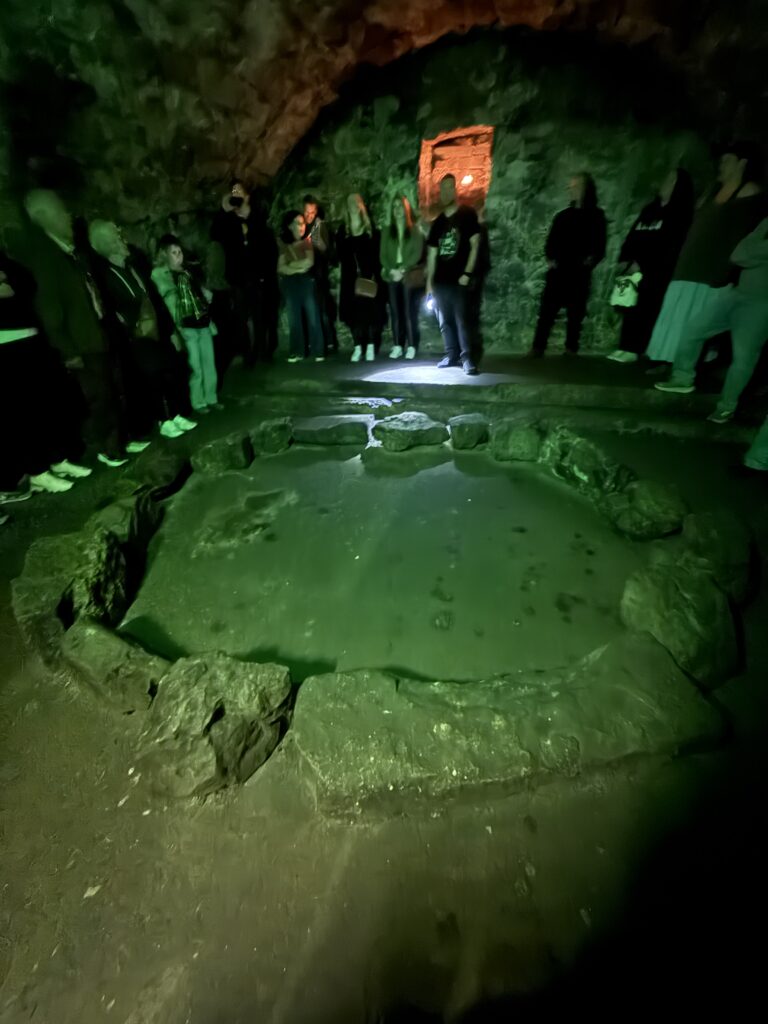 Edinburgh Vaults- the Niddry street vaults in Edinburgh